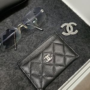 100% Authentic!! Black Chanel Caviar Card Holder